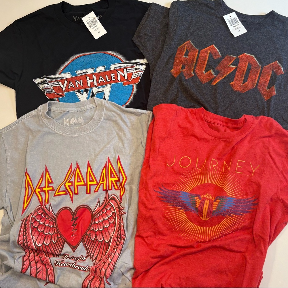 Fave bands graphic T Shirts (S/XS)